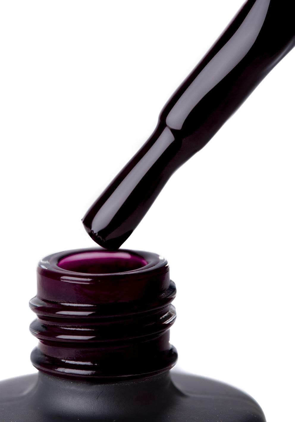 Esmalte semipermanente burdeos 10 ml – V009