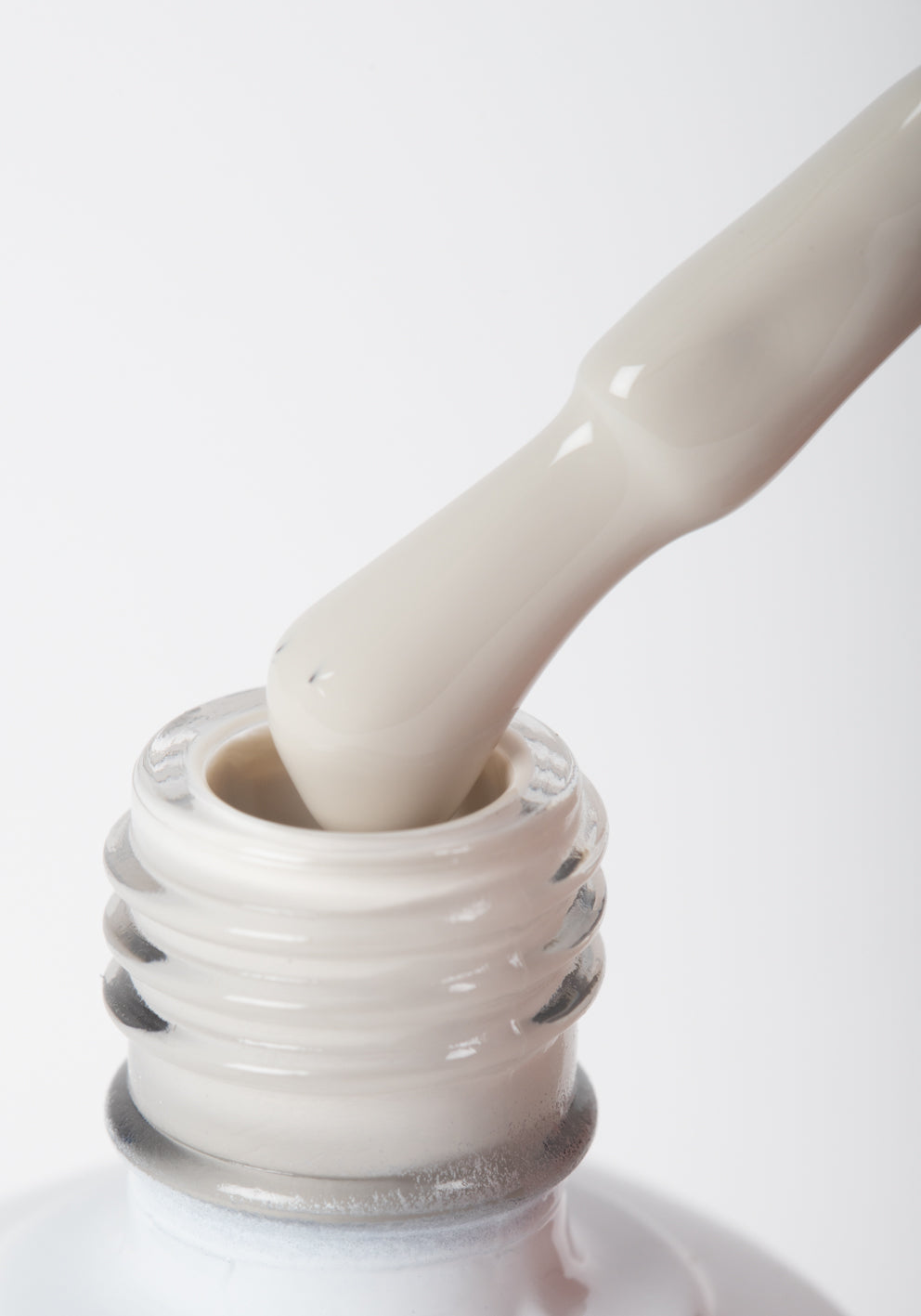 Esmalte semipermanente gris 14 ml – W008