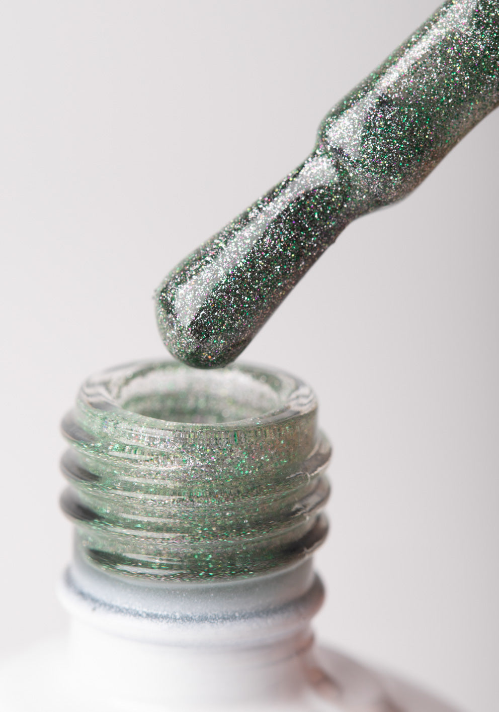 Esmalte semipermanente glitter verde 14 ml – HIP03