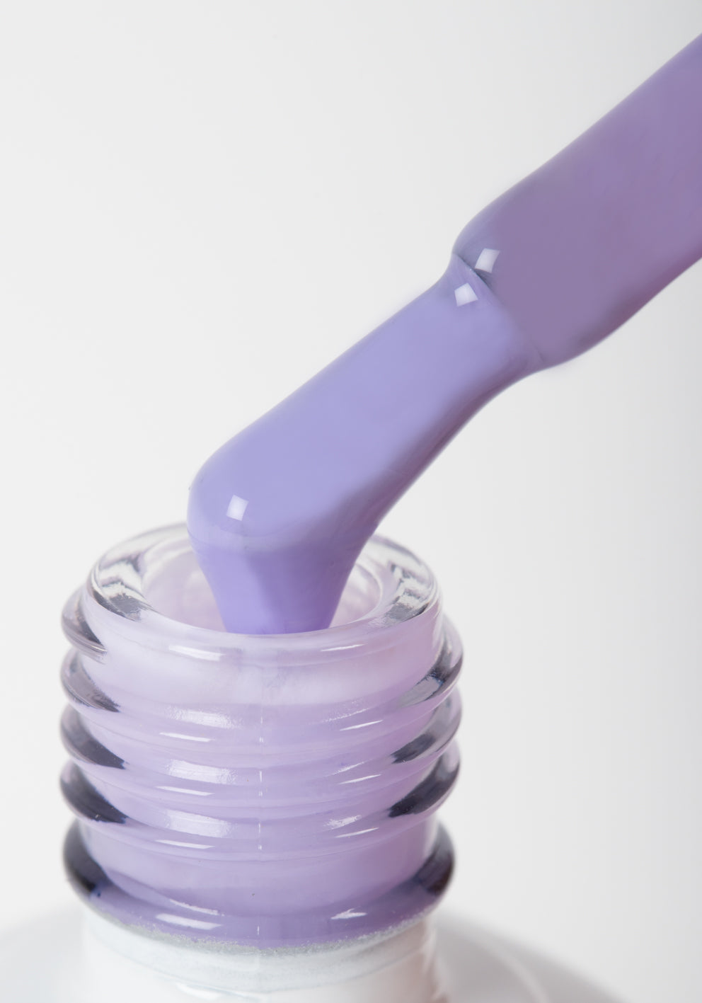 Esmalte semipermanente luminiscente lila 14 ml - GG05