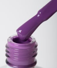 Gel Polish L008. Purple semi-permanent enamel