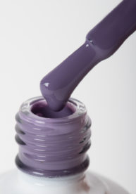Gel Polish L009. Esmalte semipermanente púrpura